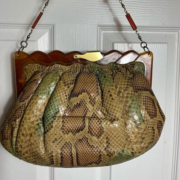 Vintage Colombetti Milano  Python snake skin shoulder Bag Lucite frame - Picture 3 of 14